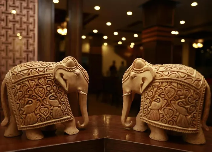 Mahadev Hotel