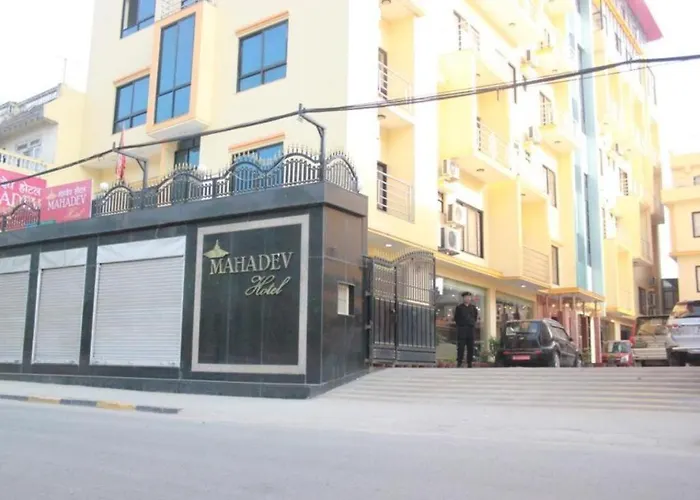 Hotel Mahadev