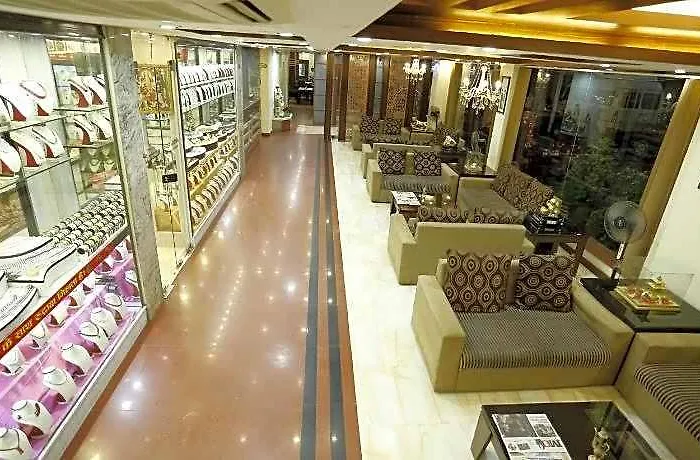 Hotel Mahadev