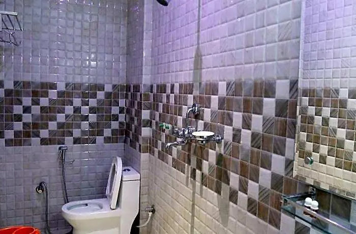 Hotel Mahadev 3*