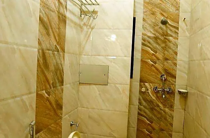 Hotel Mahadev 3*