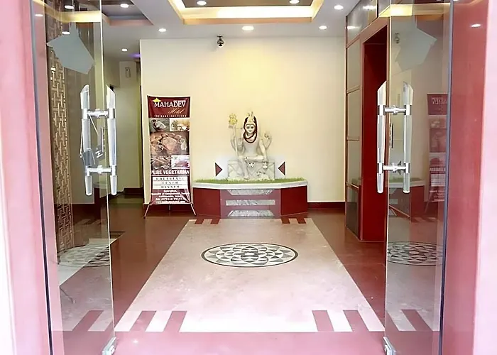 Hotel Mahadev