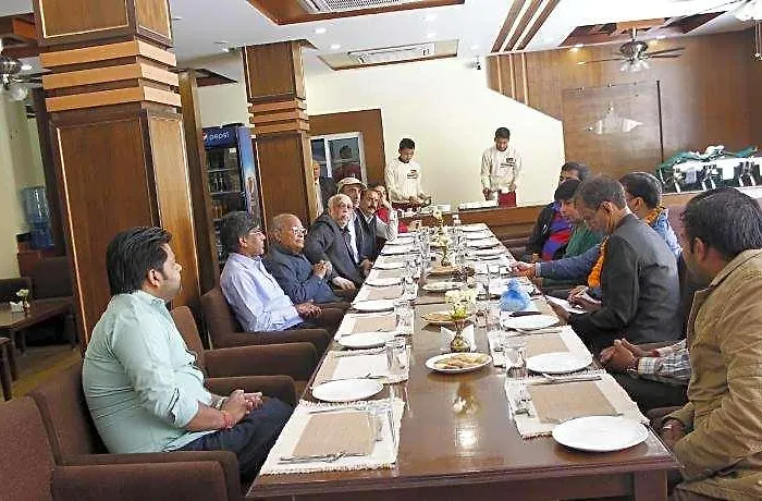 Mahadev Hotel 3*
