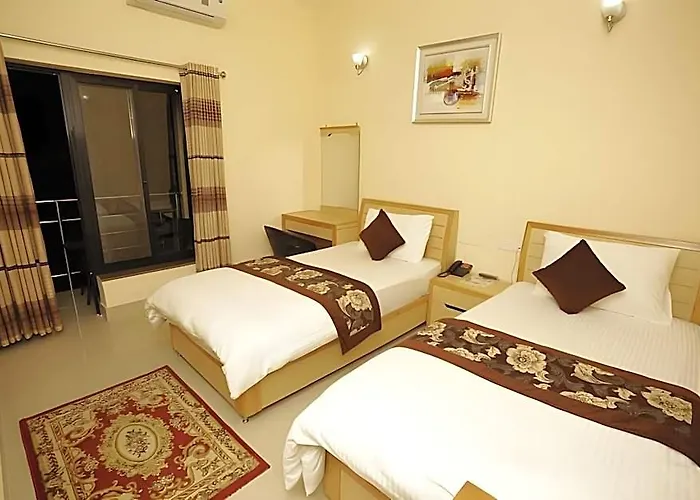 Mahadev Hotel